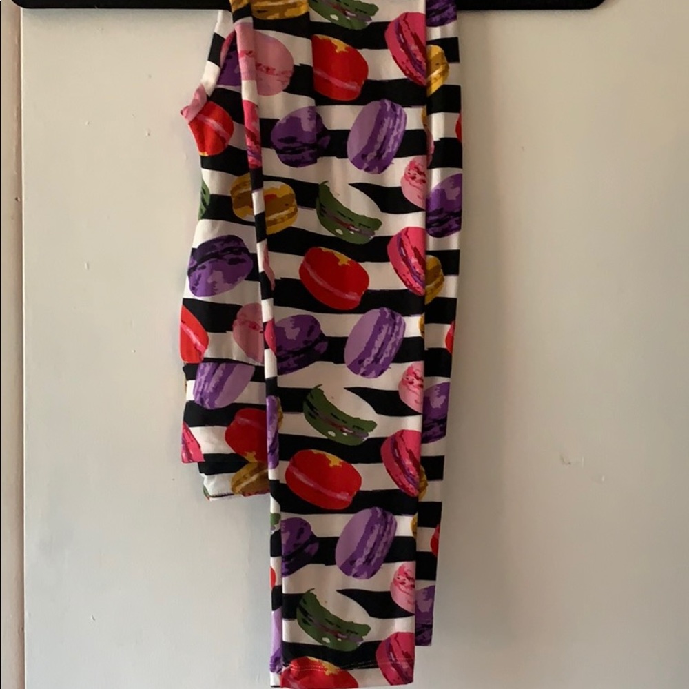 LulaRoe Macaron Leggings
